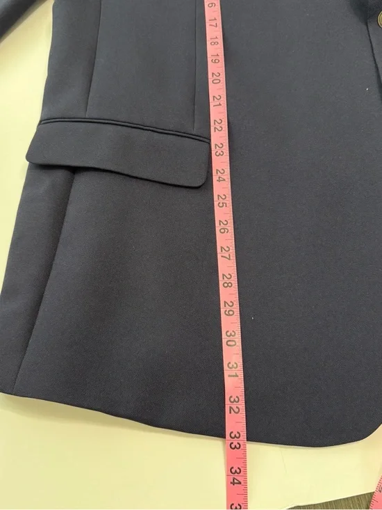 Classic Men's Navy Two-Button Sport Coat - Picture 9 of 11